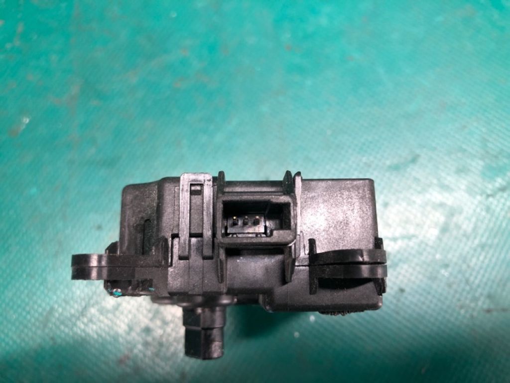 27732-3JC2A | Моторчик заслінки пічки INFINITI QX60/JX35 12-20 - Фото 4