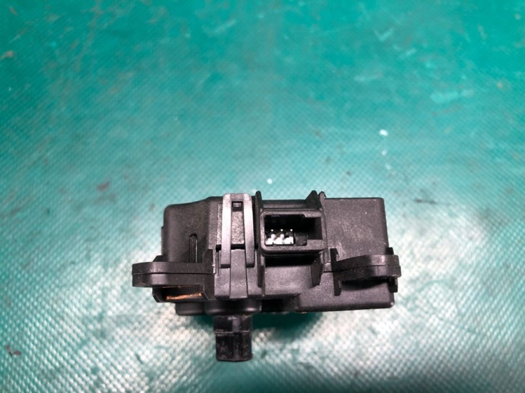 27732-A070A | Моторчик заслінки пічки INFINITI QX60/JX35 12-20 - Фото 4