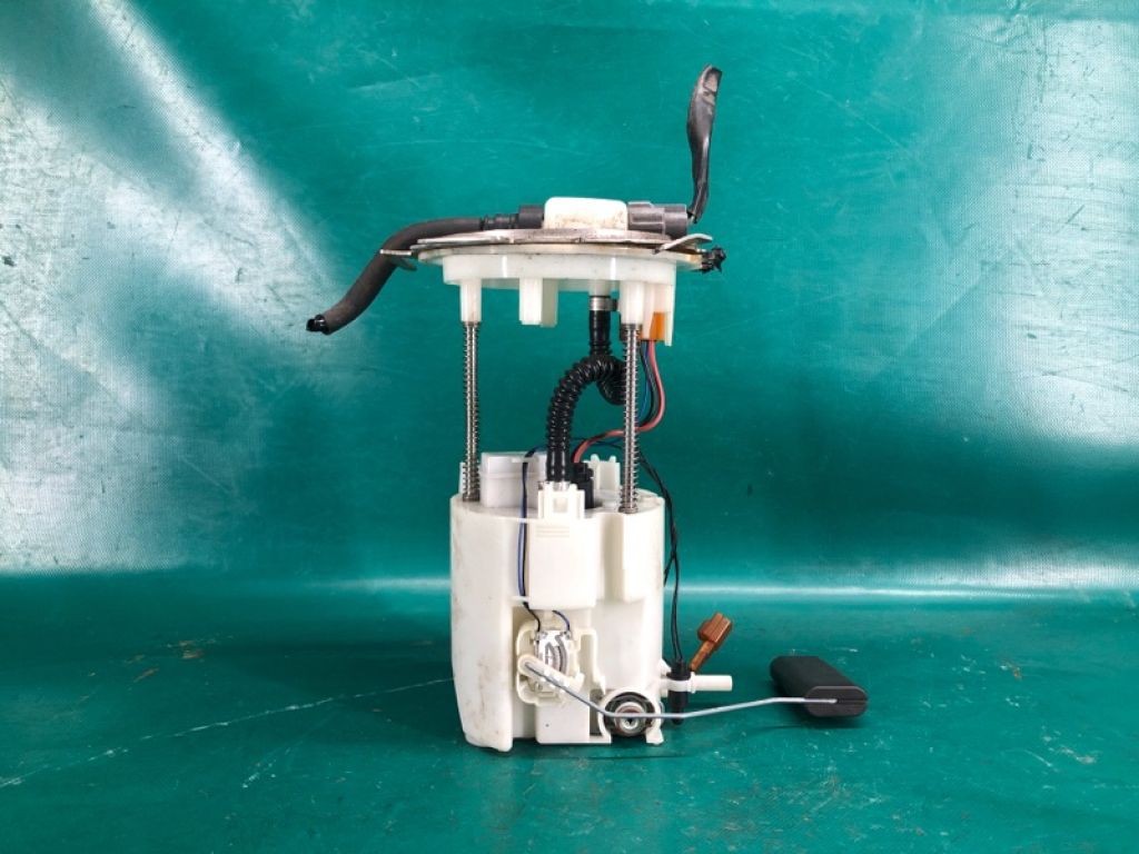 17040-1KM1A | паливний насос NISSAN JUKE 10-19 - Фото 4