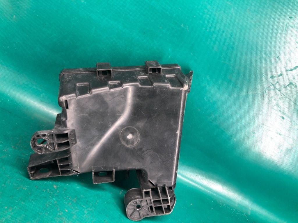 284B7-1KJ1E | Блок предохранителей моторный отсек NISSAN JUKE 10-19 - Фото 5