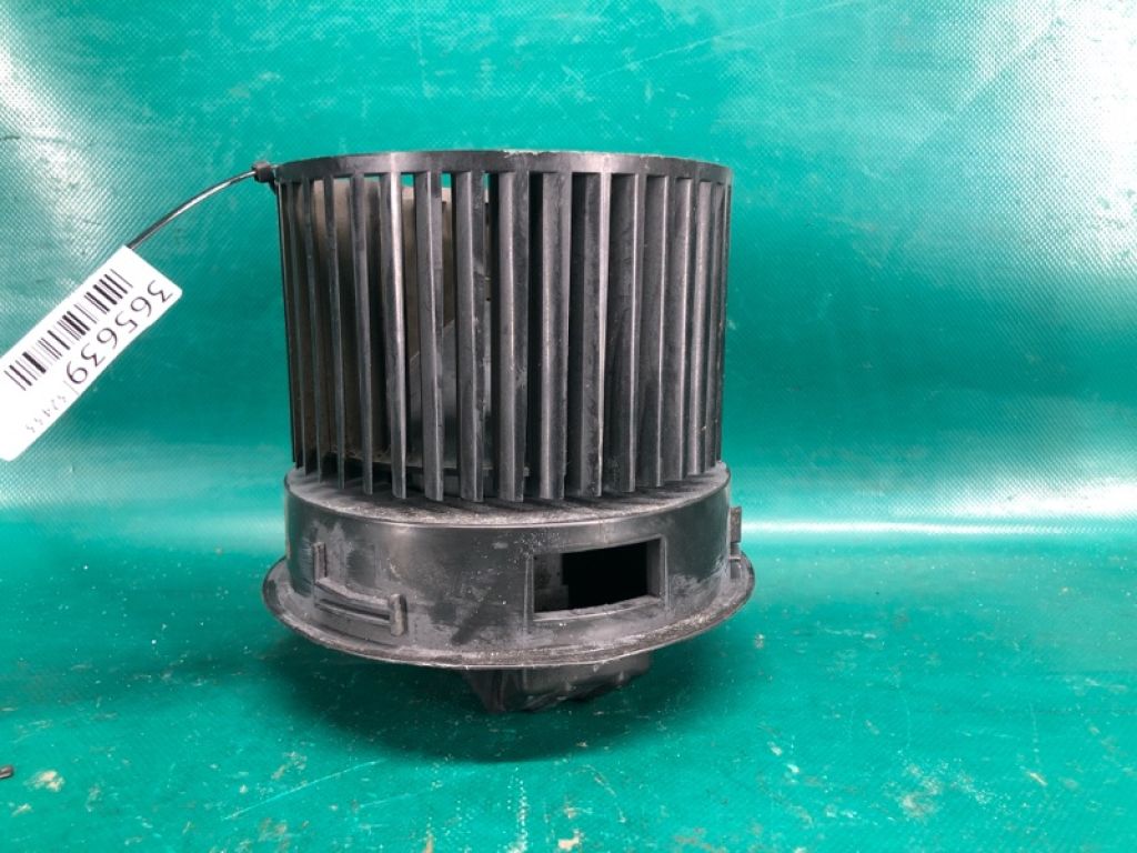 27226-1KM0A | Моторчик печки NISSAN JUKE 10-19