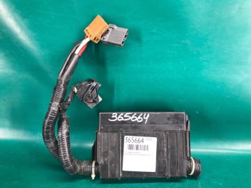 Блок предохранителей моторный отсек NISSAN JUKE 10-19