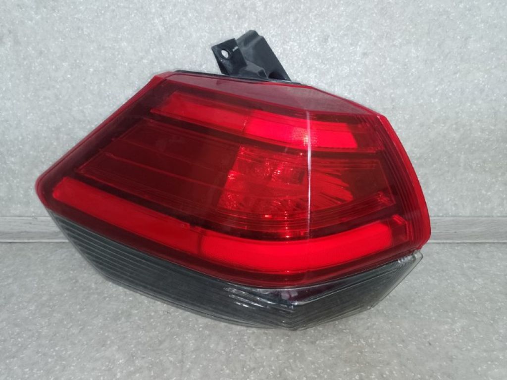 26555-6FL0A | Ліхтар зовнішній лів. NISSAN X-TRAIL/ROGUE T32 13-20