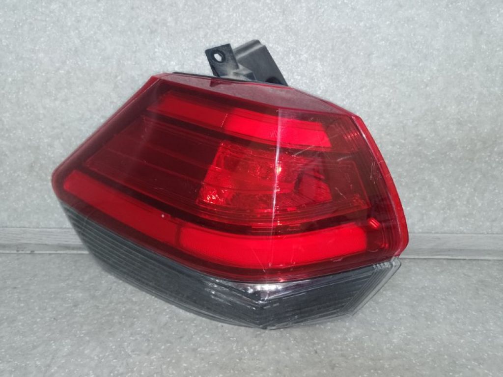 26555-6FL0A | Фонарь наружный лев. NISSAN X-TRAIL/ROGUE T32 13-20