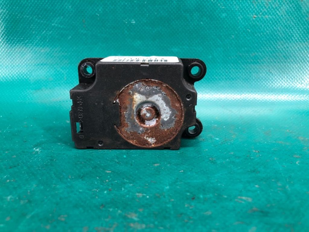 27731-1KM0A | Моторчик заслонки печки NISSAN JUKE 10-19
