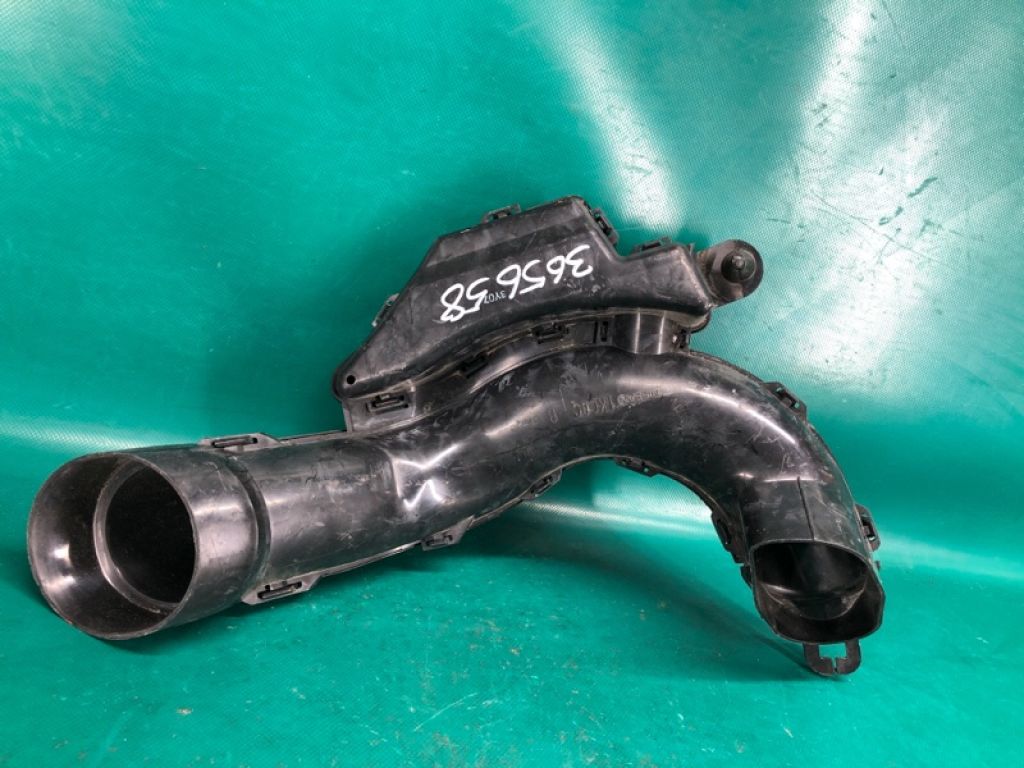 16554-1KT0B | патрубок повітряного фільтра NISSAN JUKE 10-19 - Фото 3