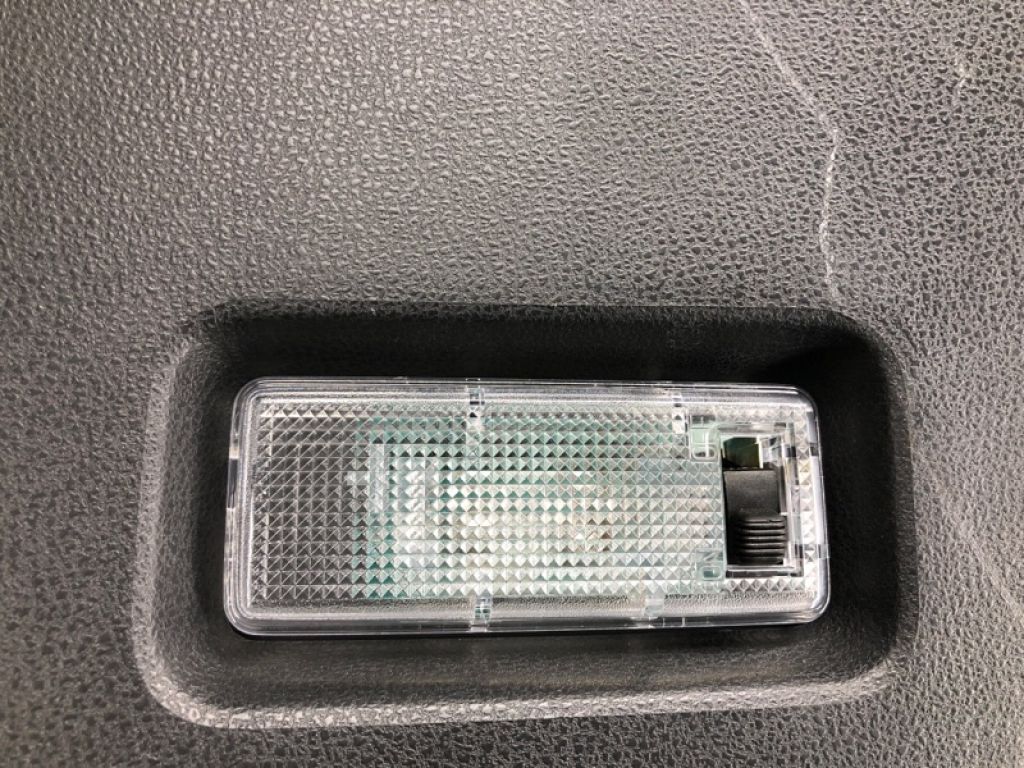 90901-JM00A | Обшивка кришки багажника NISSAN ROGUE 08-15 - Фото 4