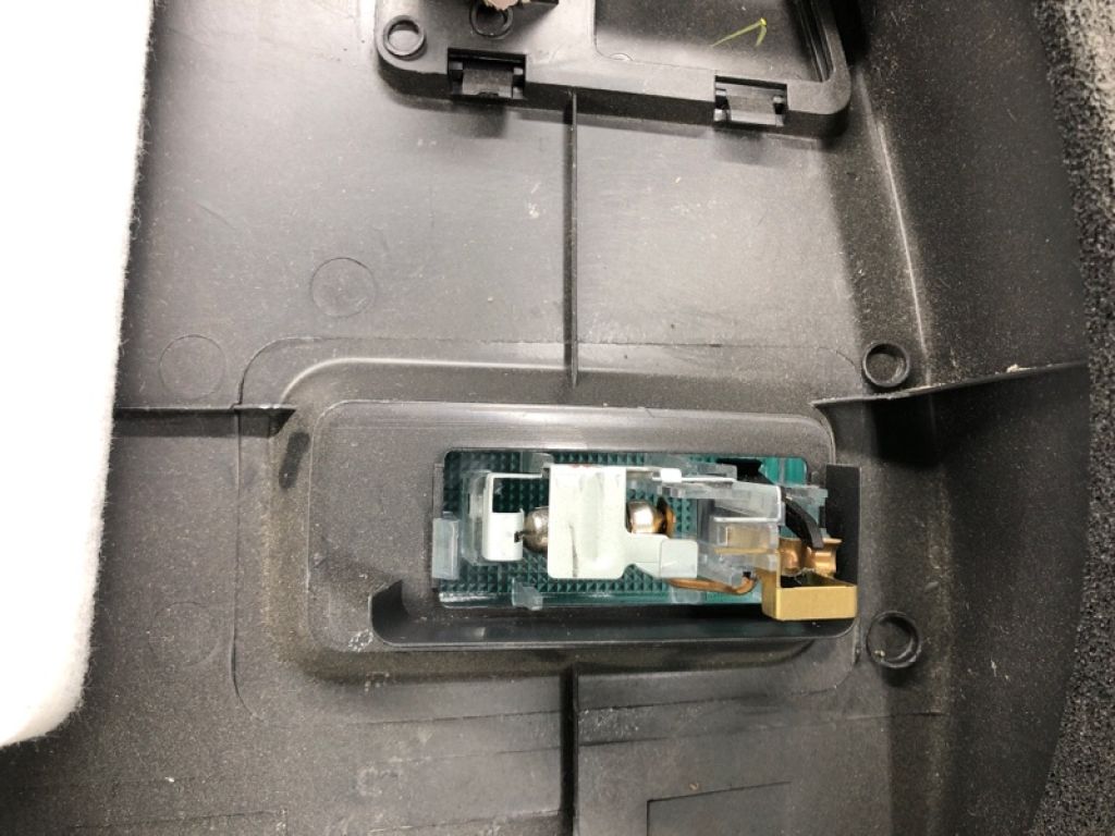 90901-JM00A | Обшивка кришки багажника NISSAN ROGUE 08-15 - Фото 5