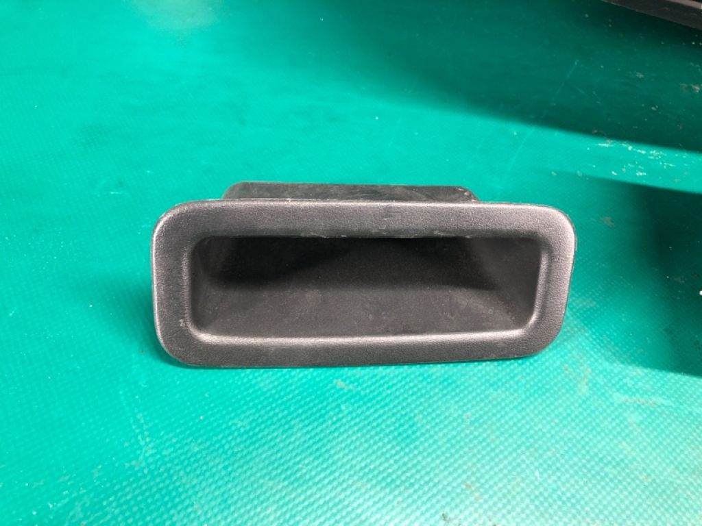 90901-JM00A | Обшивка кришки багажника NISSAN ROGUE 08-15 - Фото 19