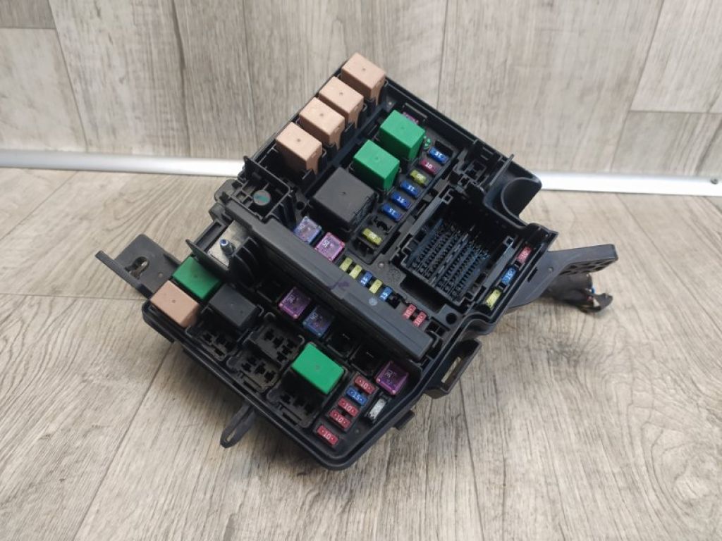 912003Q203 | Блок предохранителей моторный отсек HYUNDAI SONATA YF 10-14