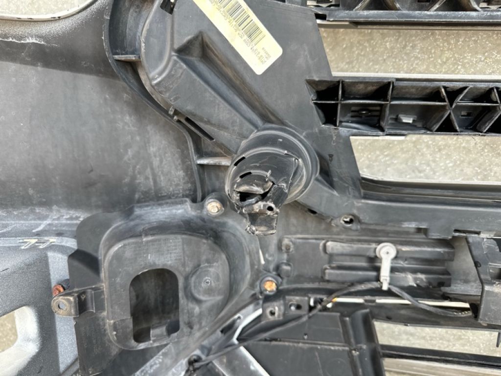 Бампер передний FORD ESCAPE 12-19 - Фото 17