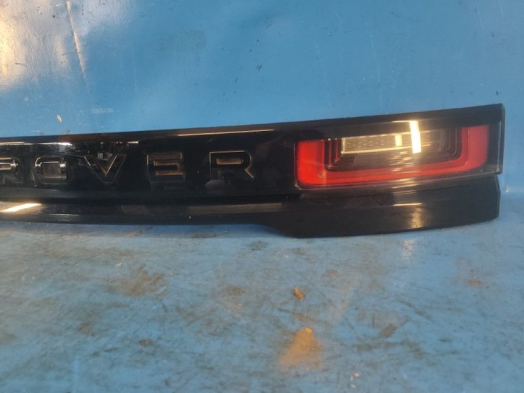 J8A2-13192-AG | Ліхтар внутрішній LAND ROVER VELAR 17- - Фото 4