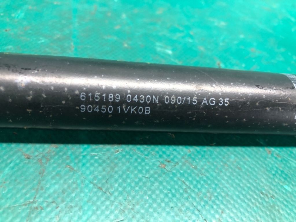 90450-1VK0B | Амортизатор кришки багажника прав. NISSAN ROGUE 08-15 - Фото 5