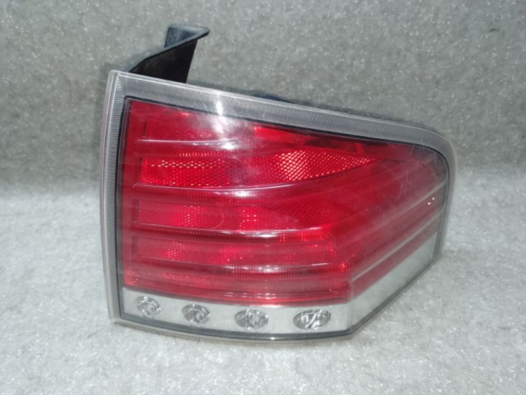 7A1Z-13404-B | Ліхтар зовнішній прав. LINCOLN MKX 07-