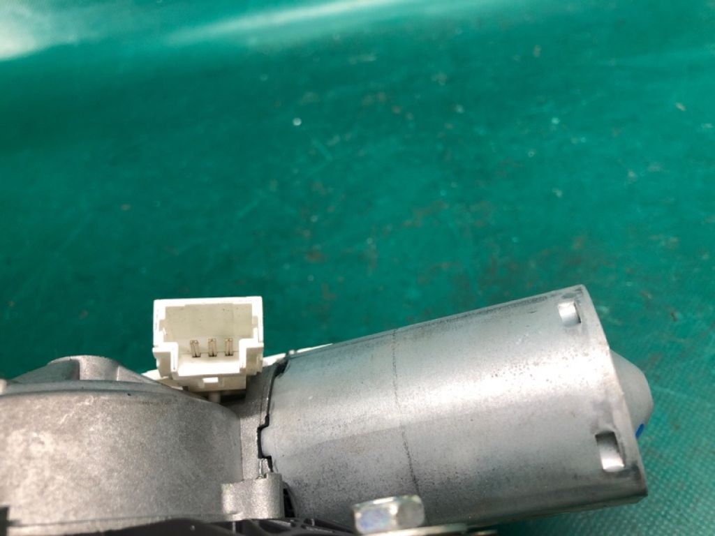 28710-ED500 | Моторчик склоочисника задн. NISSAN ROGUE 08-15 - Фото 4