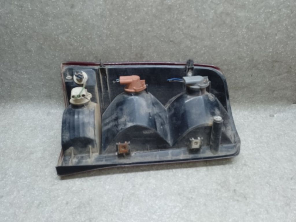 15079079 | Фонарь наружный прав. CADILLAC ESCALADE 01-06 - Фото 3