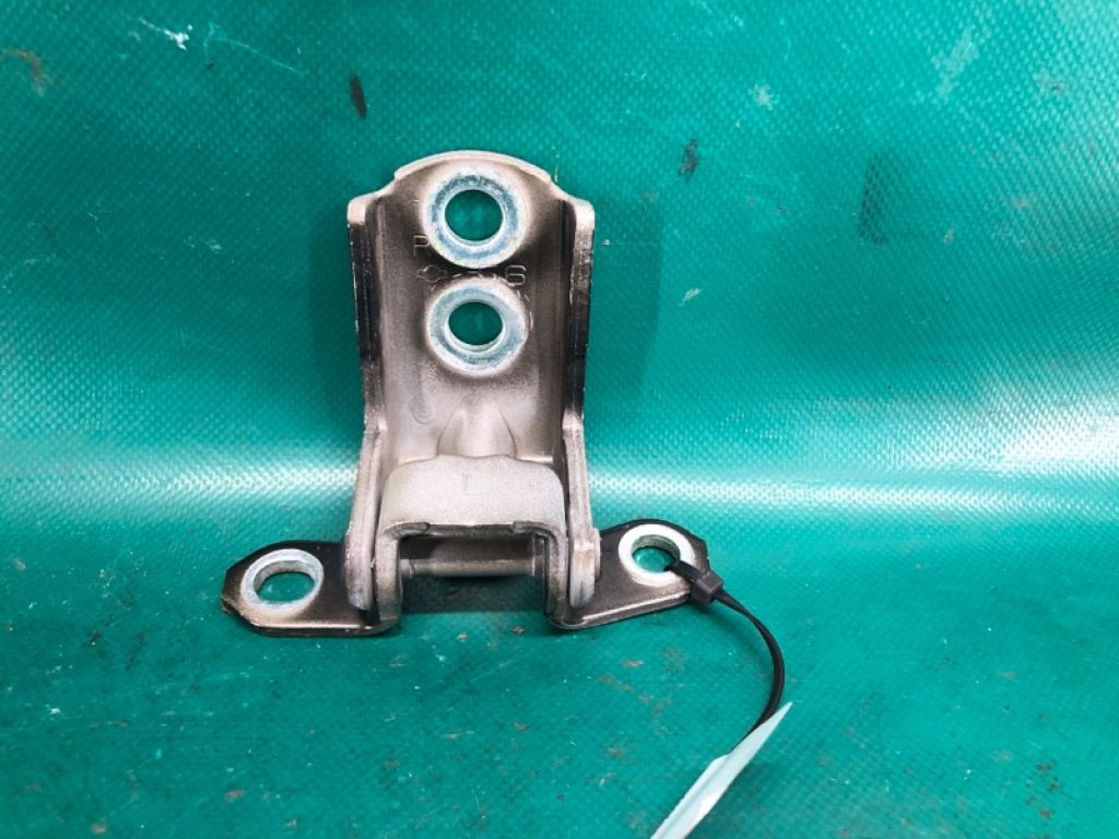 82420-4P00A | Петля двері нижня задн. прав. NISSAN ROGUE 08-15 - Фото 4