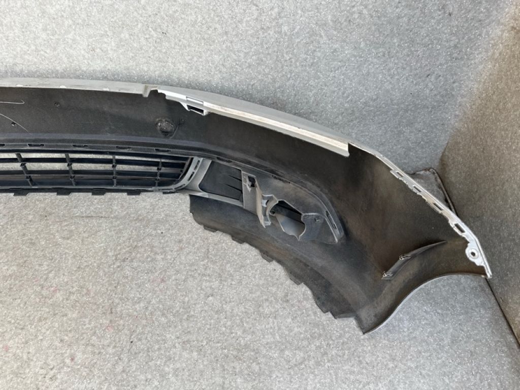 Бампер передній VOLKSWAGEN JETTA USA 10-17 - Фото 12