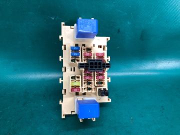 Блок запобіжників салон NISSAN ROGUE 08-15