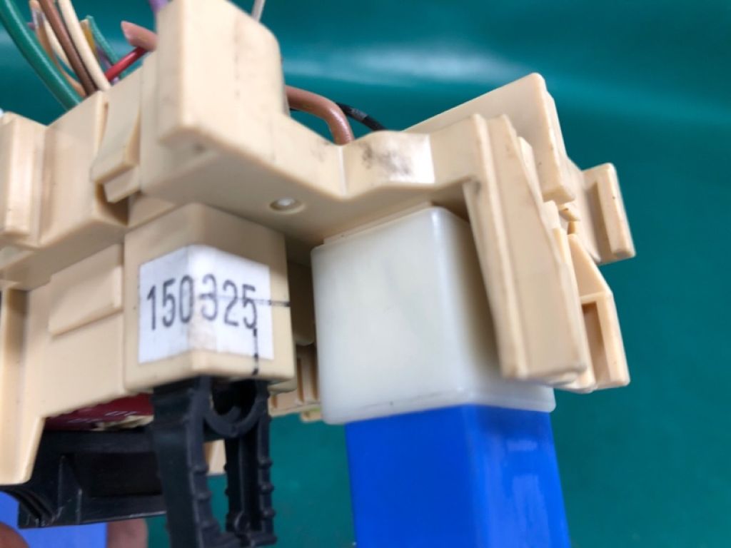 24311-3UB0A | Блок запобіжників салон NISSAN ROGUE 08-15 - Фото 6