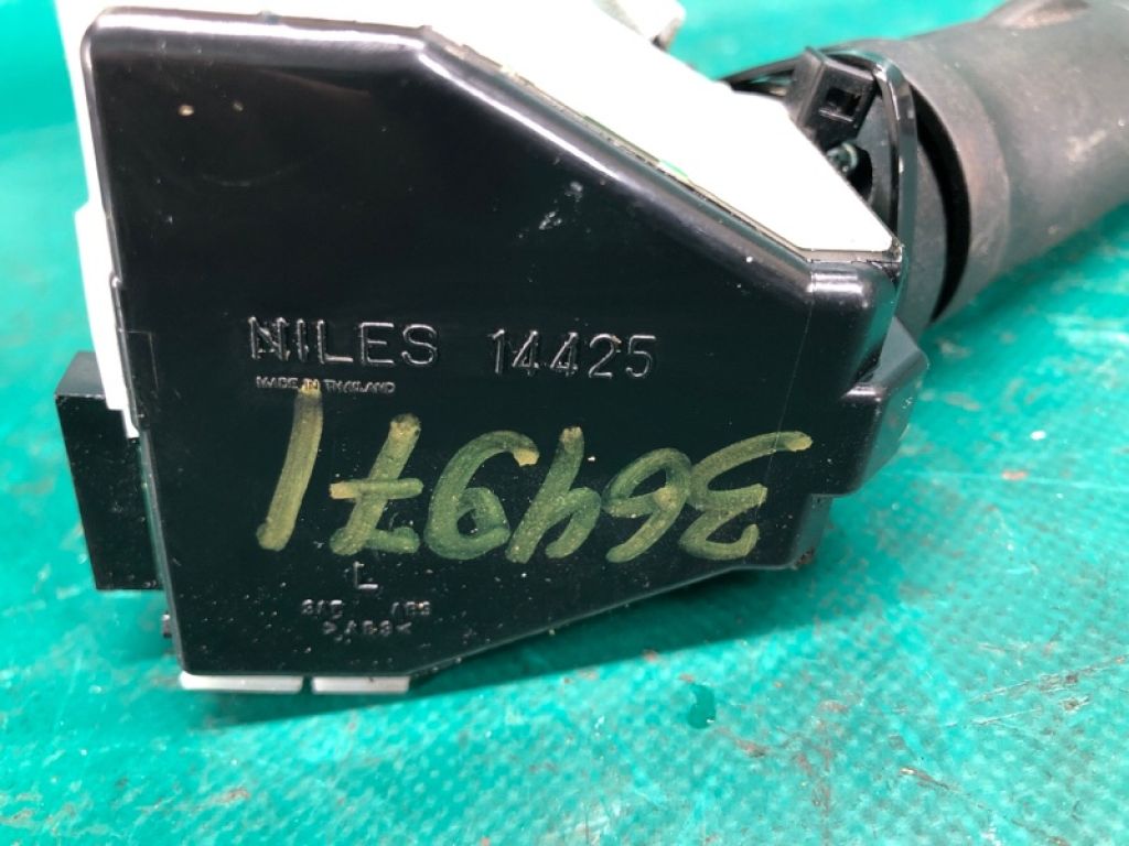 25260-JM00E | Підрульовий перемикач прав. NISSAN ROGUE 08-15 - Фото 5