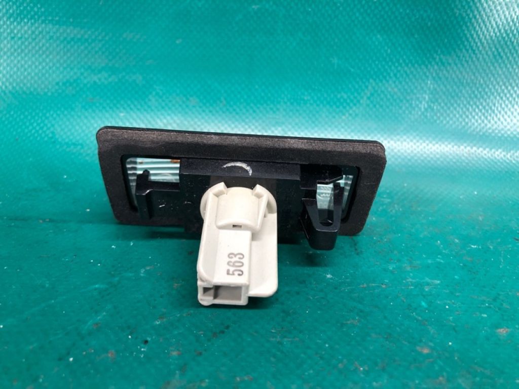 26510-9Y00A | Підсвічування номера NISSAN ROGUE 08-15 - Фото 3