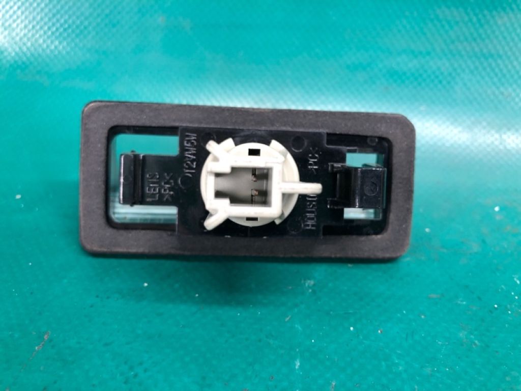 26510-9Y00A | Подсветка номера NISSAN ROGUE 08-15 - Фото 3