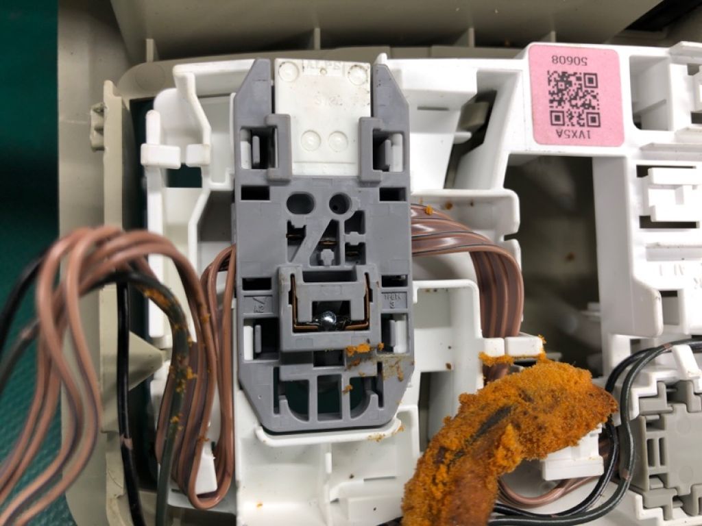 26430-1VX5A | Плафон салону NISSAN ROGUE 08-15 - Фото 5