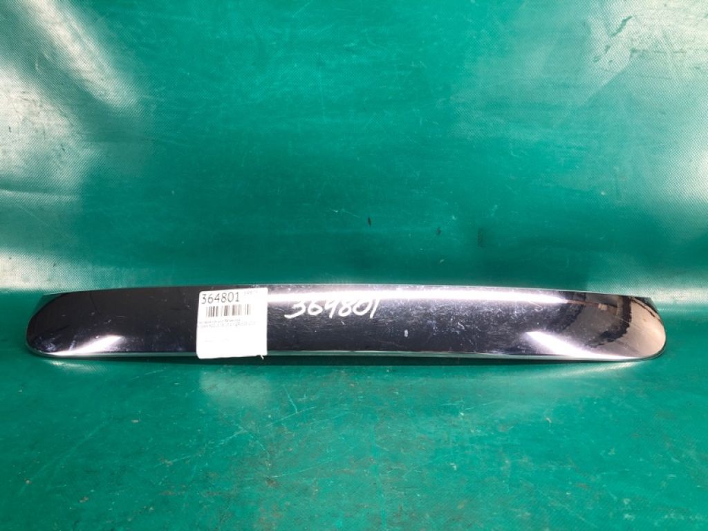 84810-1VK1C | накладка кришки багажника NISSAN ROGUE 08-15