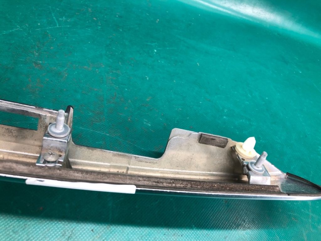 84810-1VK1C | накладка кришки багажника NISSAN ROGUE 08-15 - Фото 4