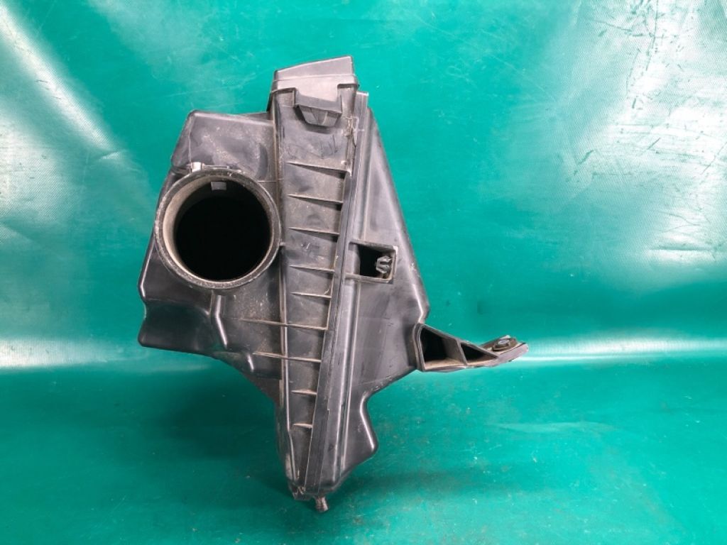 16500-JG30B | Корпус повітряного фільтра NISSAN ROGUE 08-15 - Фото 5