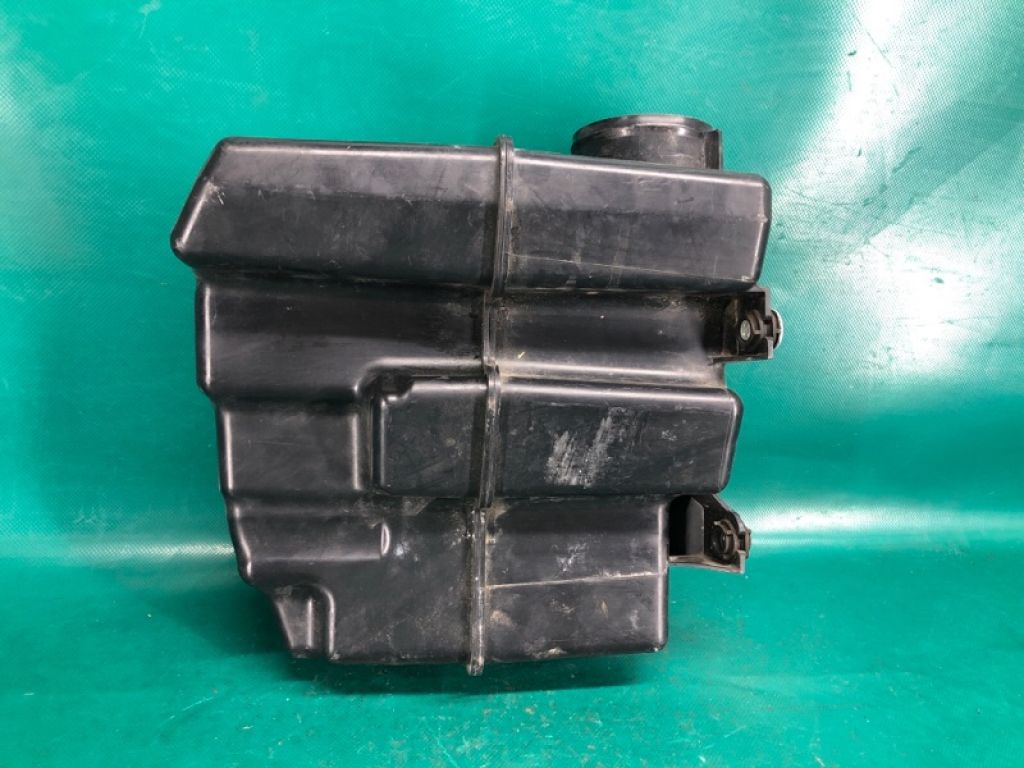 16585-JG30A | Резонатор повітряного фільтра NISSAN ROGUE 08-15 - Фото 3