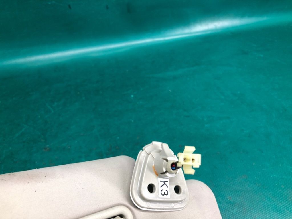 96400-JM02A | Козырек солнцезащитный прав. NISSAN ROGUE 08-15 - Фото 4