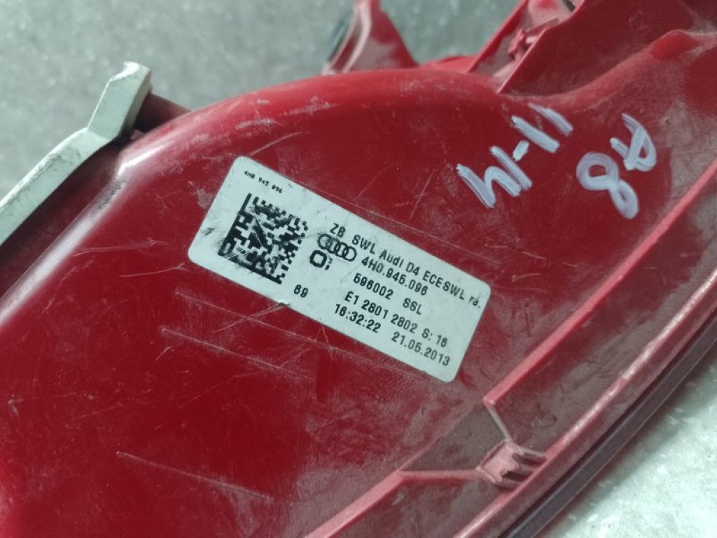 4H0945096 | Ліхтар зовнішній прав. AUDI A8 (D5) 17- - Фото 4