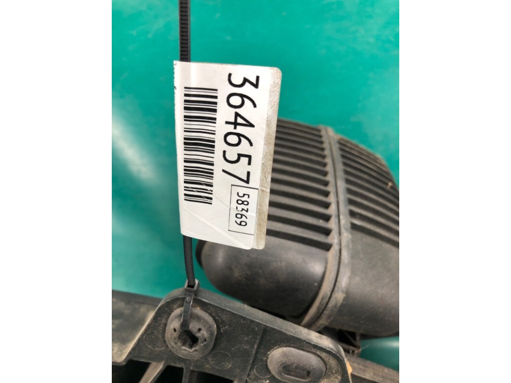 8K0 145 673 AJ | Патрубок інтеркулера AUDI Q5 08-16 - Фото 2