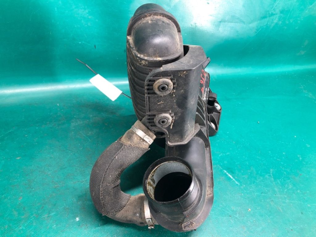 8K0 145 673 AJ | Патрубок інтеркулера AUDI Q5 08-16 - Фото 4