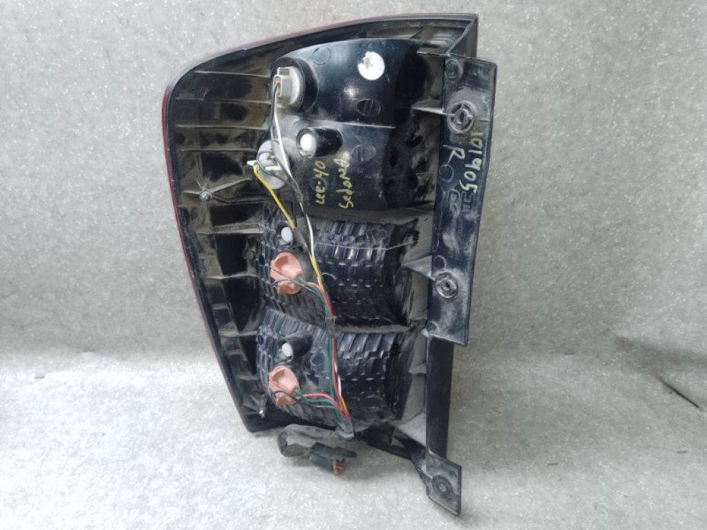 924024D020 | Ліхтар зовнішній прав. KIA SEDONA 06-14 - Фото 3