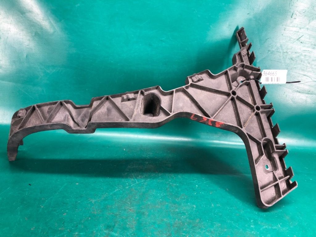 8R0 807 453 B | Кронштейн заднього бампера лів. AUDI Q5 08-16