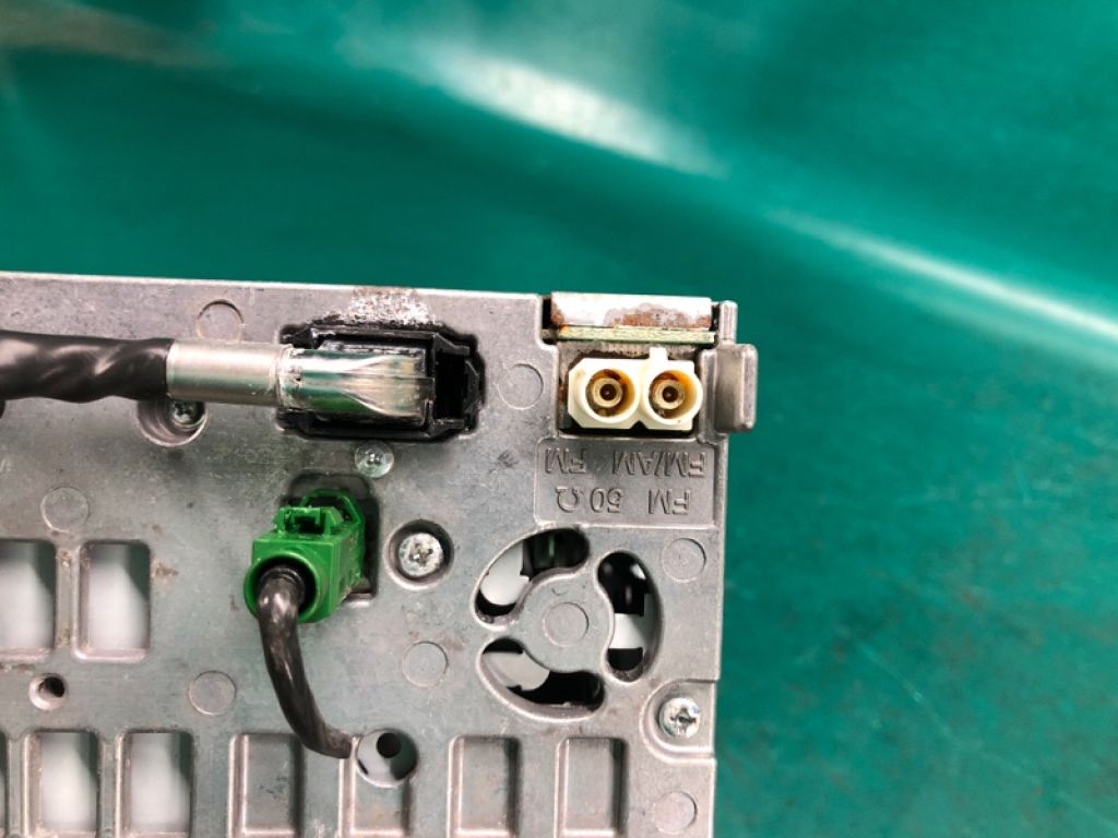 8R1 035 186 Q | магнітола AUDI Q5 08-16 - Фото 5