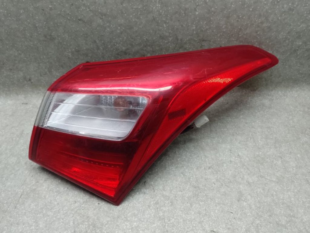 92402A5011 | Ліхтар зовнішній прав. HYUNDAI I30 GD 12-17