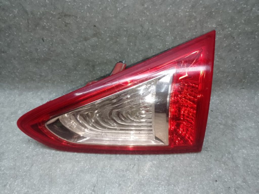 26540-1BA0A | Ліхтар внутрішній прав. INFINITI EX35(37) 07-12