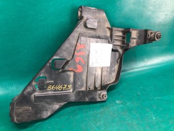 Кронштейн кріплення фари прав. AUDI Q5 08-16