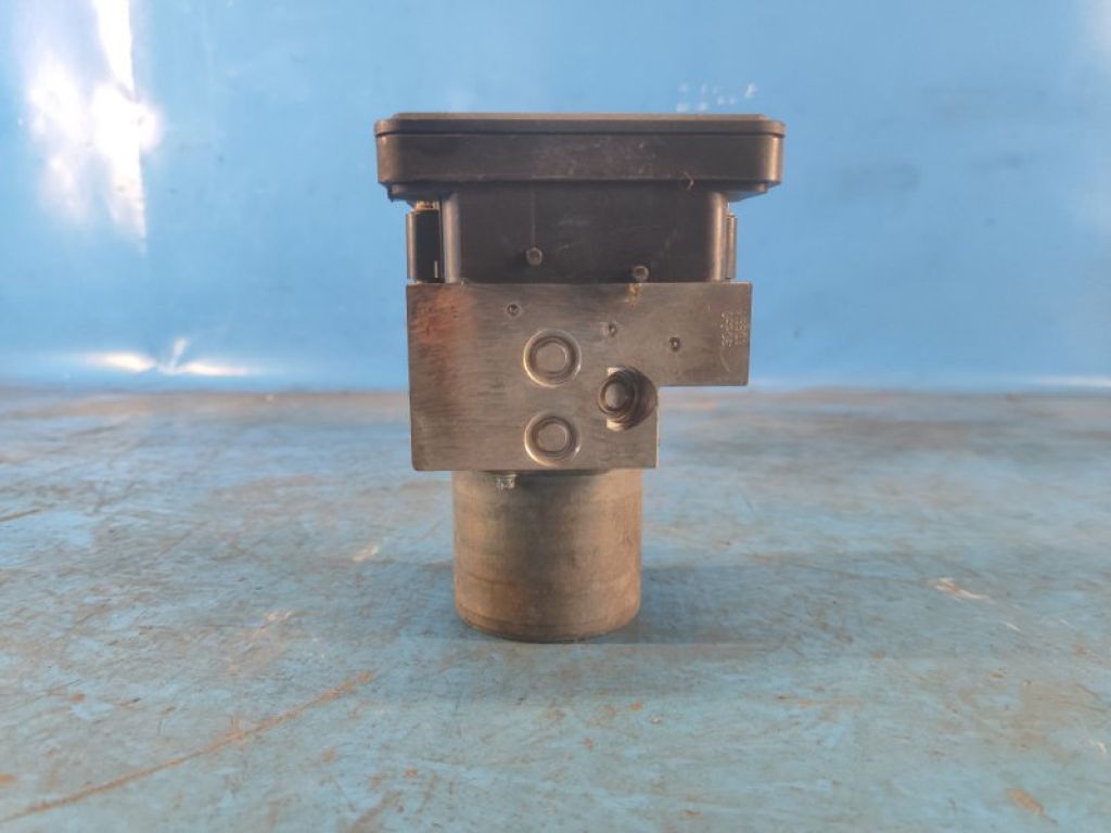 6797668 | Блок антиблокувальної системи BMW 6 SERIES (F13) 12-18 - Фото 2