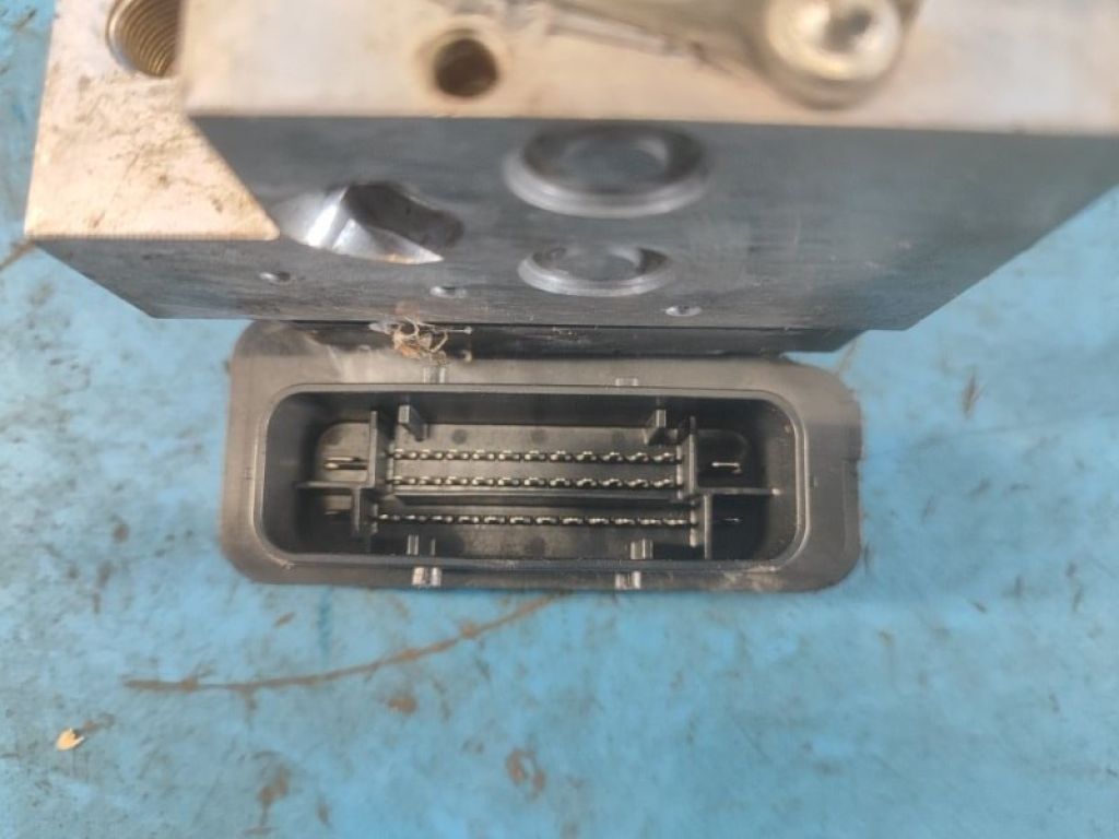 6797668 | Блок антиблокувальної системи BMW 6 SERIES (F13) 12-18 - Фото 7