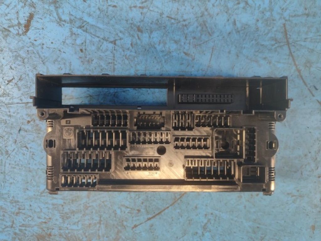 9252815 | Блок запобіжників BMW 6 SERIES (F13) 12-18 - Фото 2