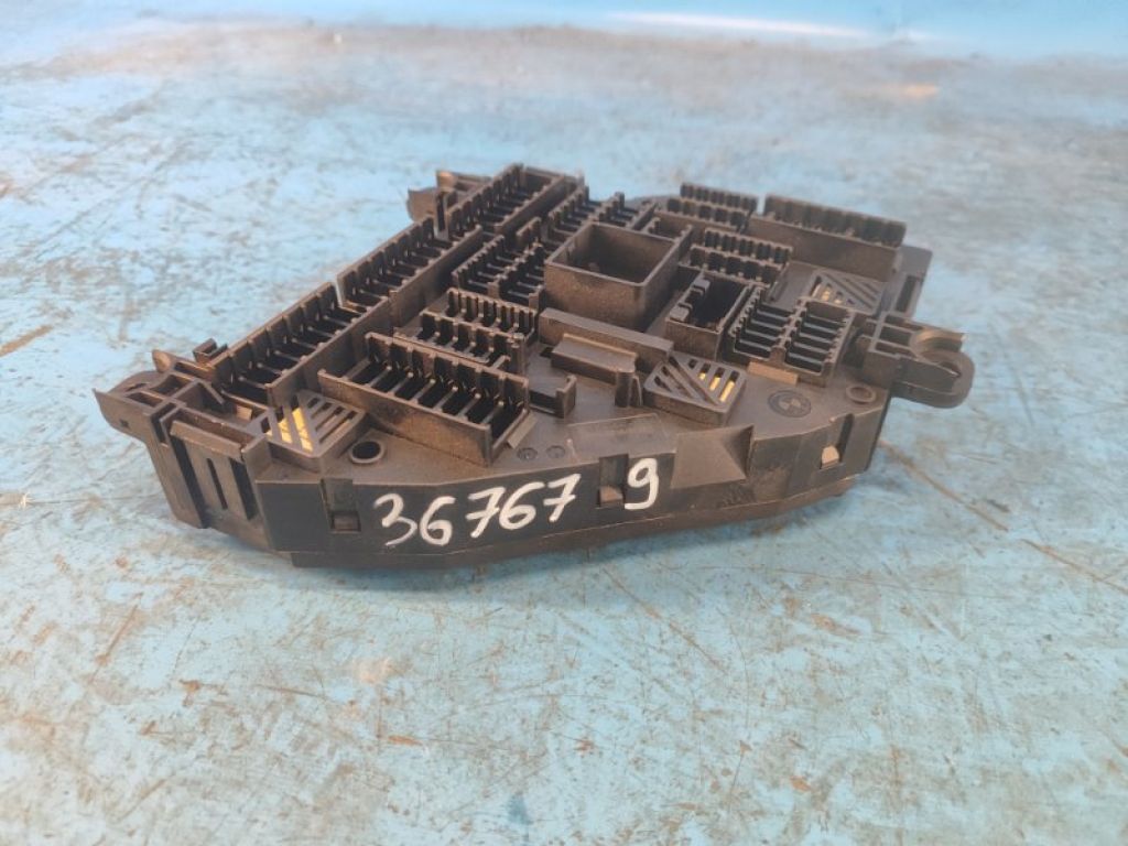 9252813 | Блок запобіжників BMW 6 SERIES (F13) 12-18 - Фото 3