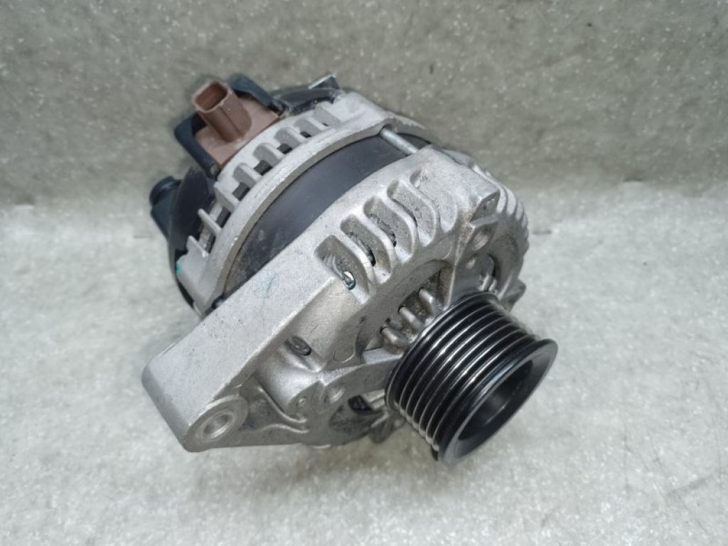 31100-R40-A01 | Генератор HONDA ACCORD CU8 / TSX 08-14