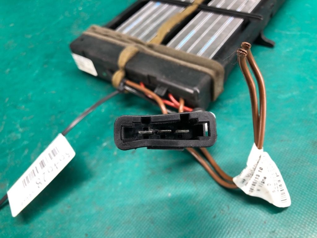 8K0 819 011 C | Радіатор пічки AUDI Q5 08-16 - Фото 4