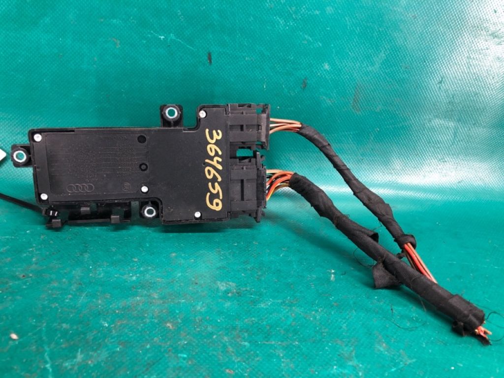 8L0 959 747 | Кнопка регулировки сиденья лев. AUDI Q5 08-16 - Фото 3