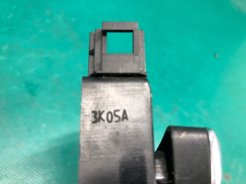 8L0 959 747 | Кнопка регулировки сиденья лев. AUDI Q5 08-16 - Фото 6